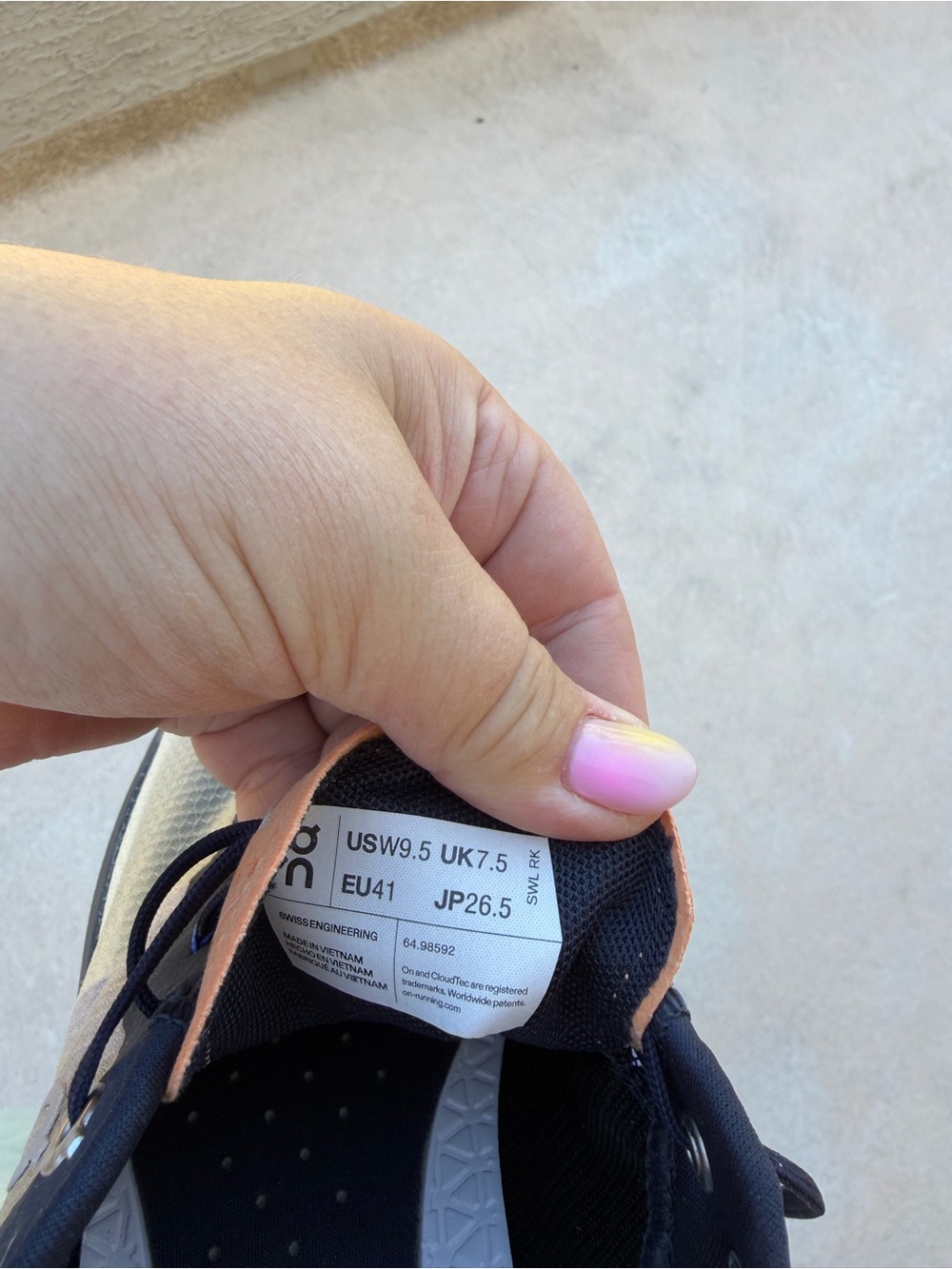 On Cloud Women’s Running Shoe in Navy and Tan - Picture 3 of 4